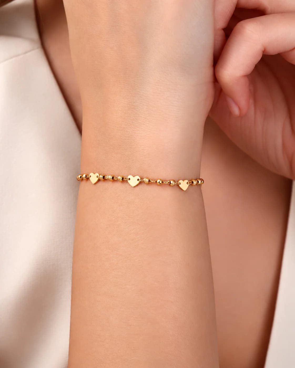 14 Ayar Altın Valeria Kalp ve Top Detaylı Bileklik